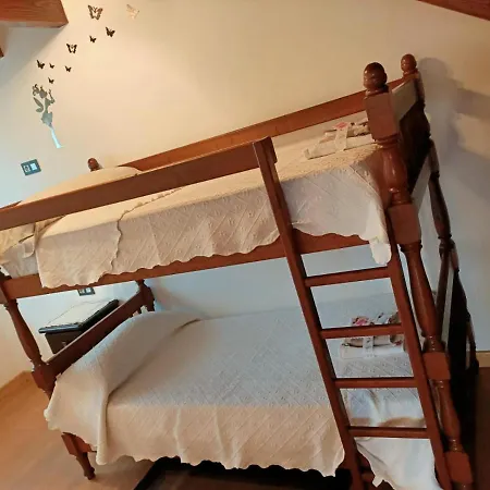 Casa de Férias La Casona De Tresninin Nava